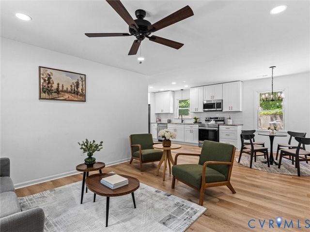 21304 Hampton Ave, Petersburg, VA 23803