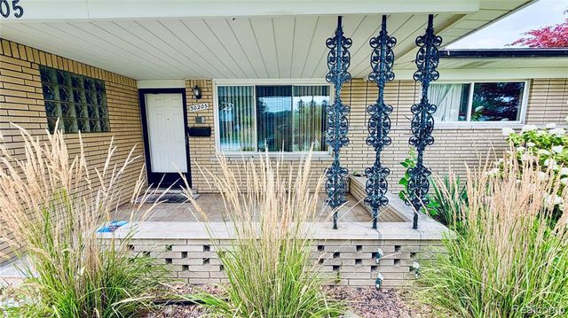 30205 Austin Drive, Warren, MI 48092