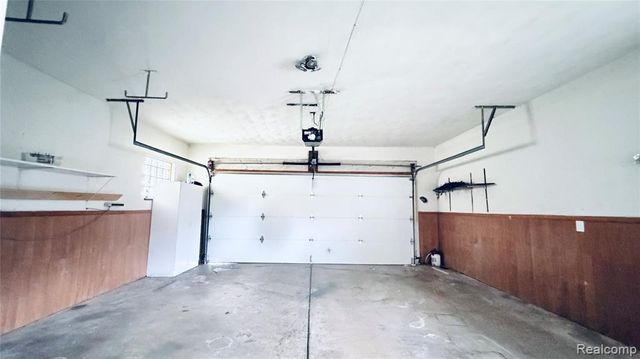 30205 Austin Drive, Warren, MI 48092