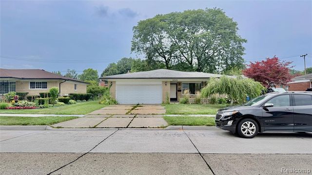 30205 Austin Drive, Warren, MI 48092
