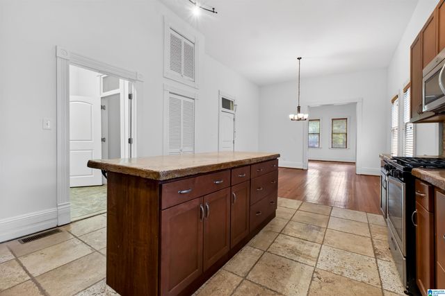 3910 5TH AVENUE S, Birmingham, AL 35222