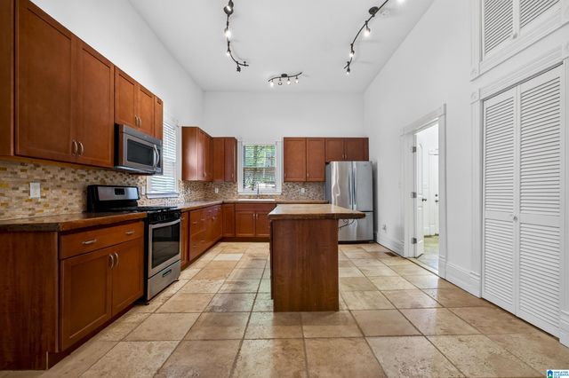 3910 5TH AVENUE S, Birmingham, AL 35222
