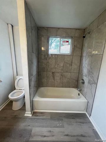 3319 Lakeview Street, Monroe, MI 48162