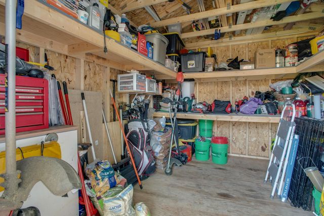 1317 35th Avenue S, Moorhead, MN 56560
