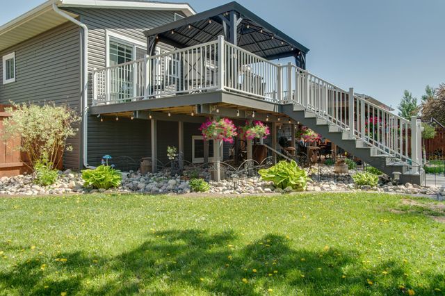1317 35th Avenue S, Moorhead, MN 56560