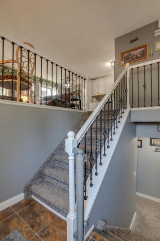1317 35th Avenue S, Moorhead, MN 56560