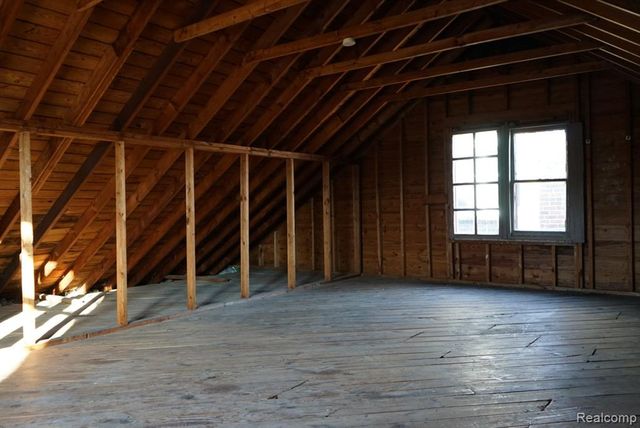 16076 Ellsworth Street, Detroit, MI 48227