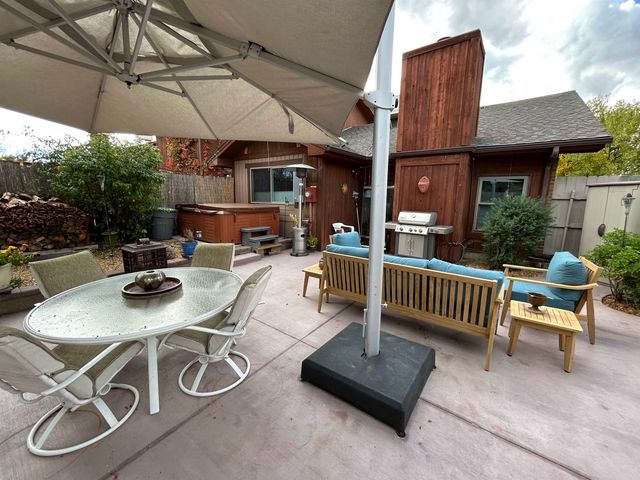 1535 Crest View Way, Grand Junction, CO 81506