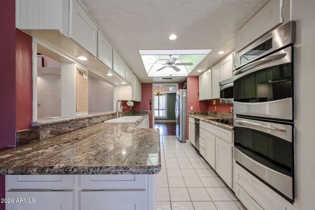 3310 E EVA Street, Phoenix, AZ 85028