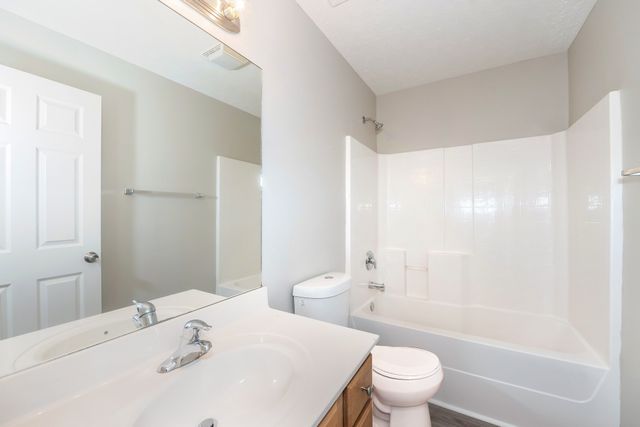 518 Rhodes Cir, Gallatin, TN 37066