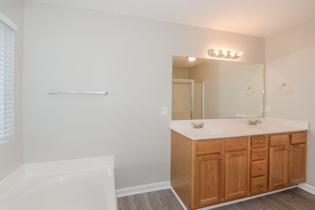 518 Rhodes Cir, Gallatin, TN 37066