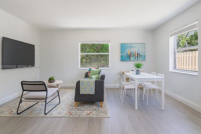 605 SW 14th Terrace, Fort Lauderdale, FL 33312