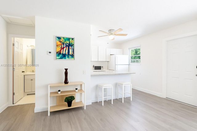 605 SW 14th Terrace, Fort Lauderdale, FL 33312