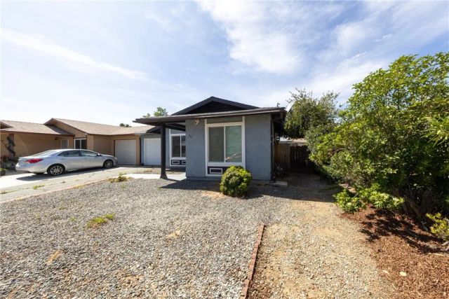 217 Beverly, Banning, CA 92220