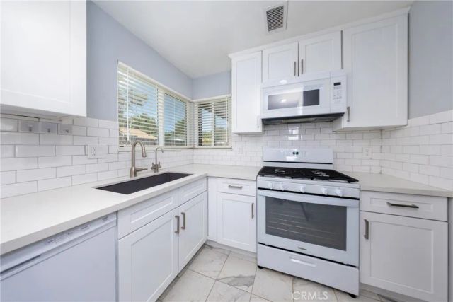 217 Beverly, Banning, CA 92220