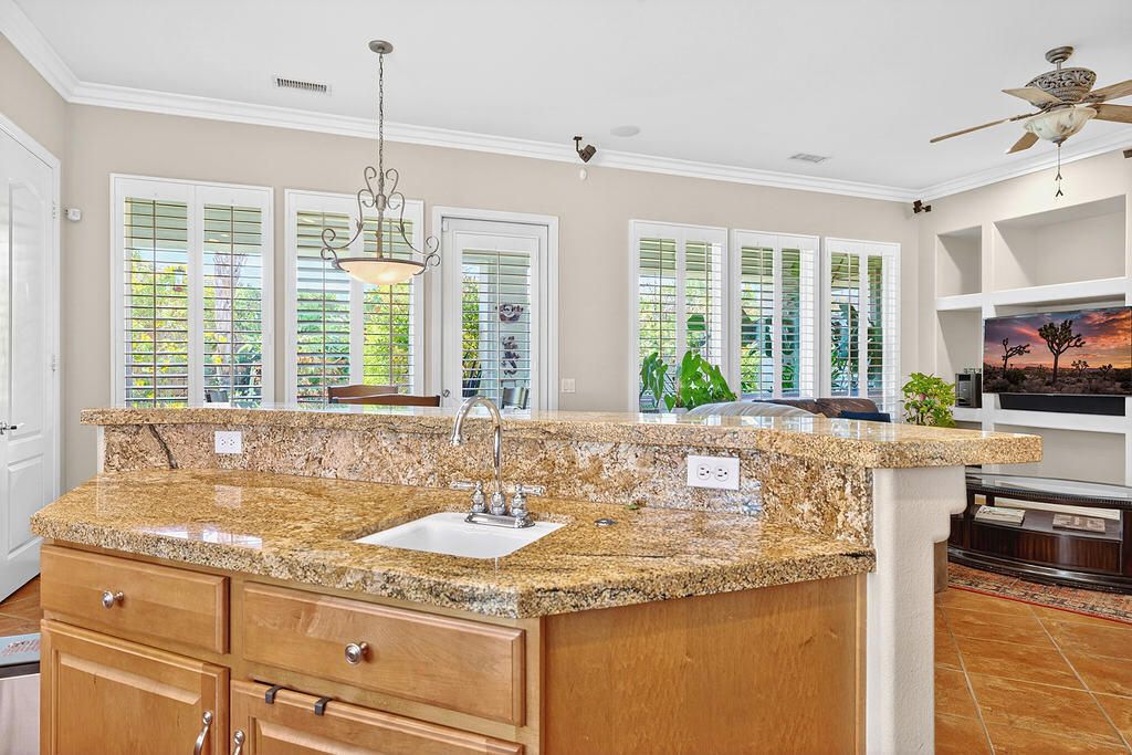 Image 13 of property listing at 76 Via Del Mercato, Rancho Mirage, CA 92270