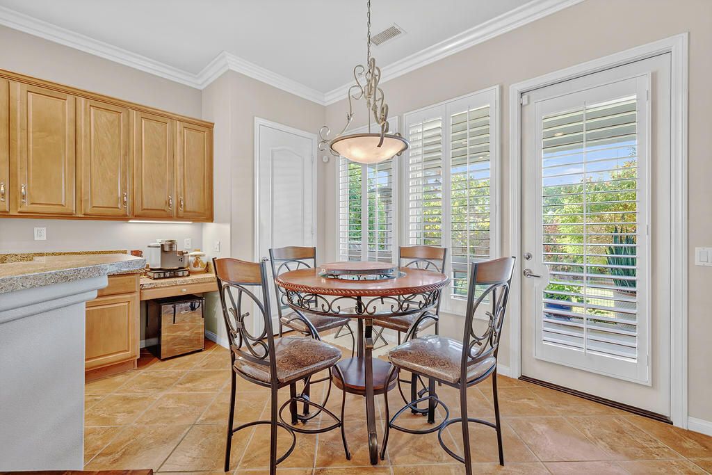 Image 14 of property listing at 76 Via Del Mercato, Rancho Mirage, CA 92270