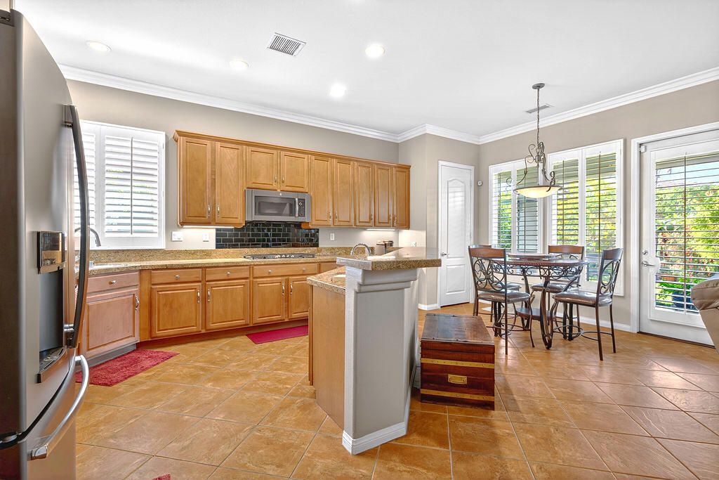 Image 16 of property listing at 76 Via Del Mercato, Rancho Mirage, CA 92270