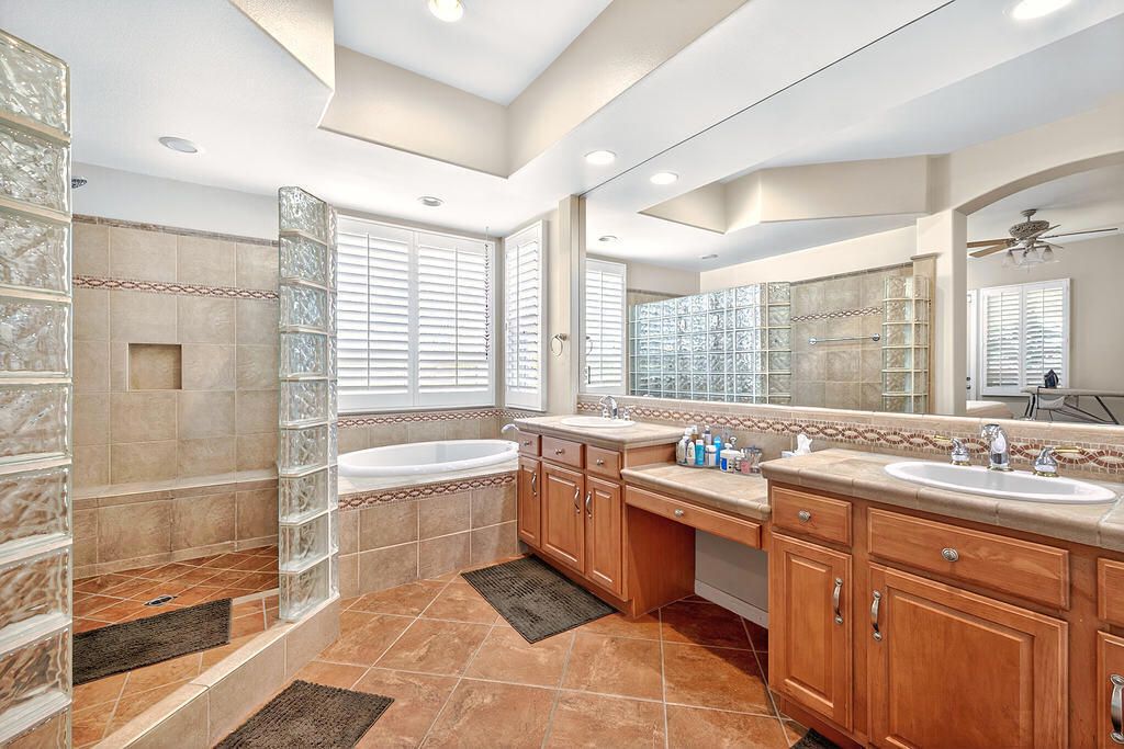 Image 20 of property listing at 76 Via Del Mercato, Rancho Mirage, CA 92270