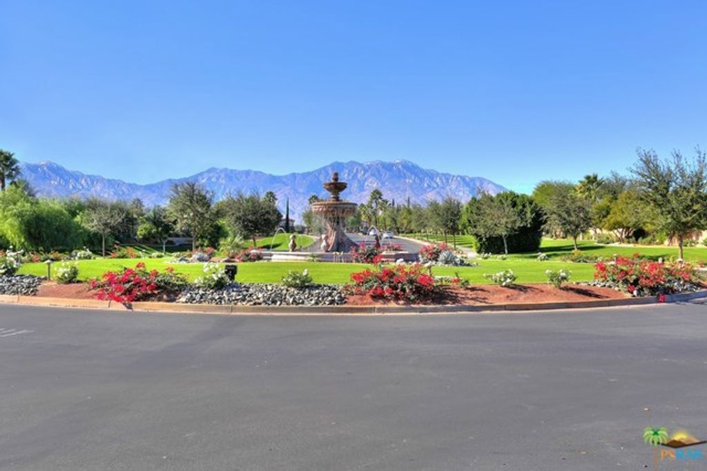 Image 4 of property listing at 76 Via Del Mercato, Rancho Mirage, CA 92270