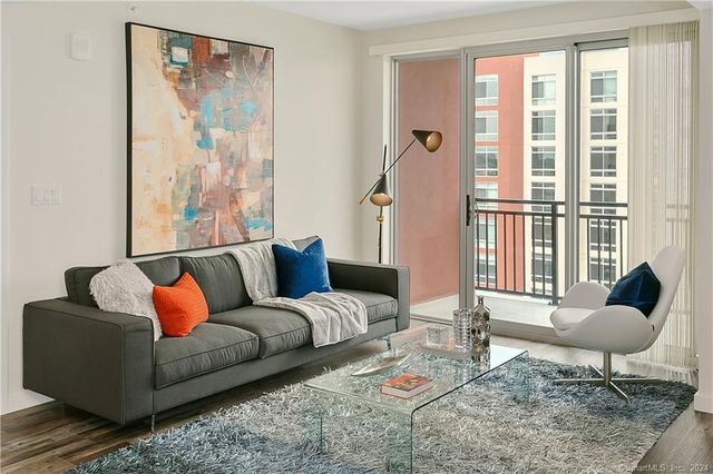 100 Commons Park North 1361, Stamford, CT 06902