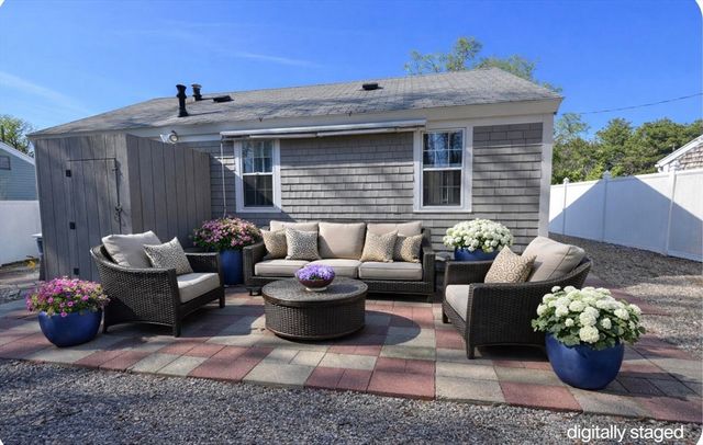 5 Coach House Lane, Dennis, MA 02638