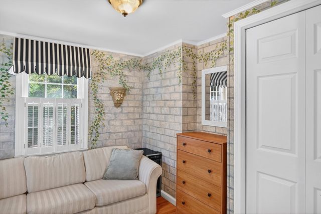 5 Coach House Lane, Dennis, MA 02638