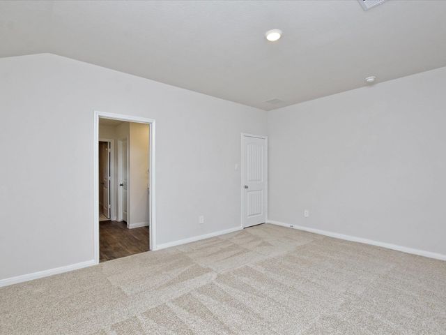 1305 CAMDEN LN, Lockhart, TX 78644