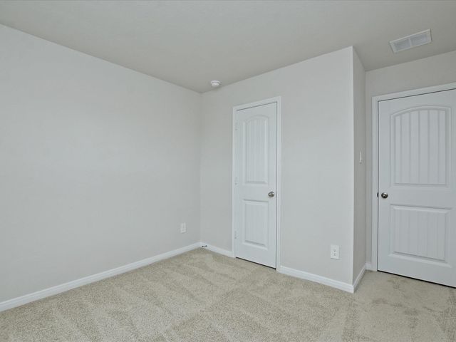 1305 CAMDEN LN, Lockhart, TX 78644