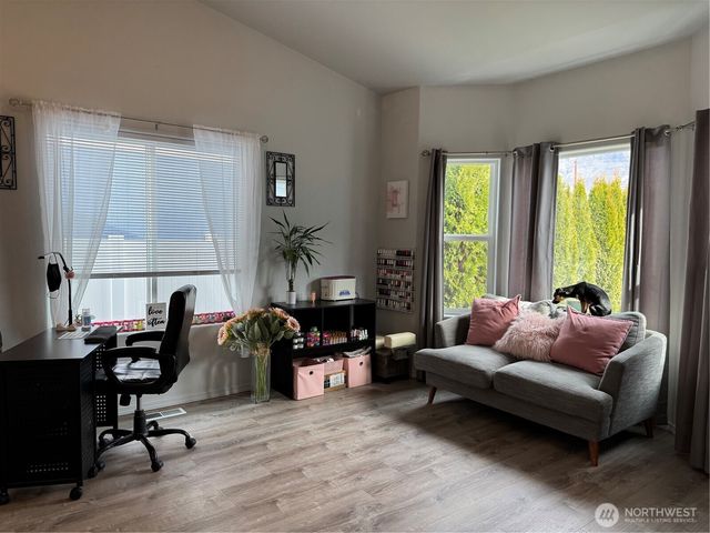 1450 Denny Place, Rock Island, WA 98850