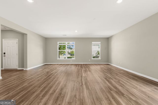 4335 Magpie Drive, Hoschton, GA 30548