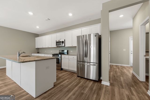 4335 Magpie Drive, Hoschton, GA 30548