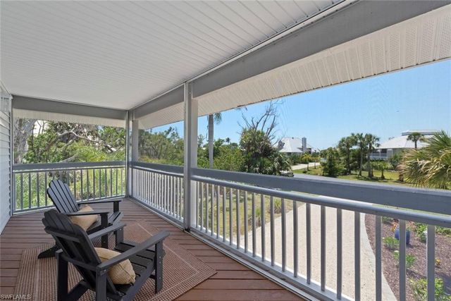 207 Daniel DR, Sanibel, FL 33957