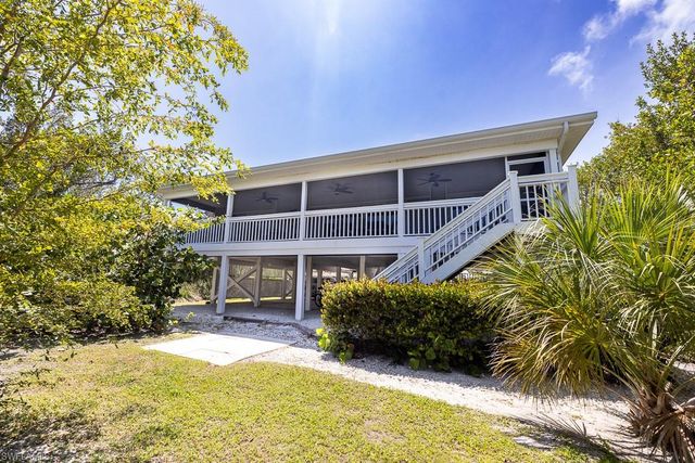 207 Daniel DR, Sanibel, FL 33957