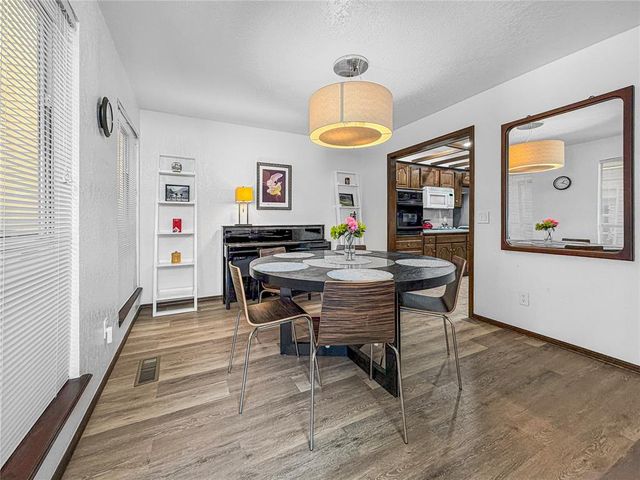 401 Timberwind Road, Edmond, OK 73034