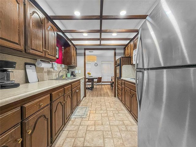 401 Timberwind Road, Edmond, OK 73034