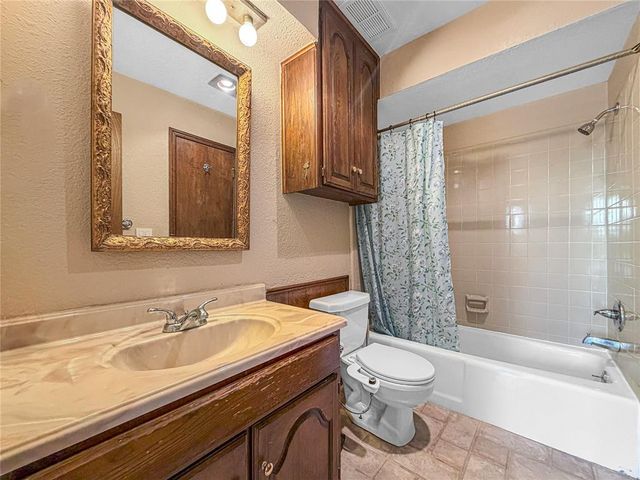 401 Timberwind Road, Edmond, OK 73034