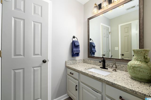 139 PARK LAKE TRACE, Helena, AL 35080