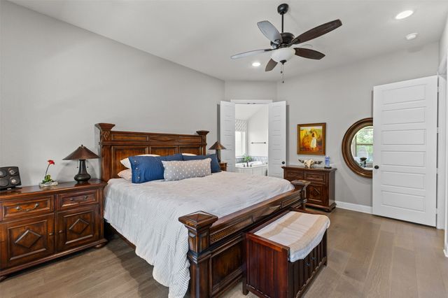 251 Lariat Trail, Waxahachie, TX 75165
