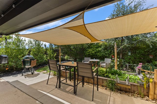251 Lariat Trail, Waxahachie, TX 75165