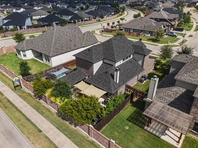 251 Lariat Trail, Waxahachie, TX 75165