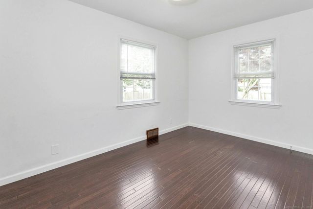 124 Minturn Place, Bridgeport, CT 06606