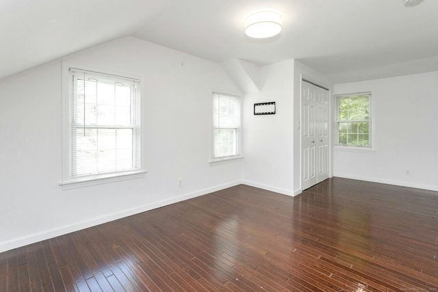 124 Minturn Place, Bridgeport, CT 06606