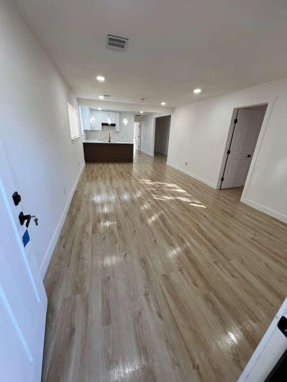 2413 Brewster Street, Houston, TX 77026