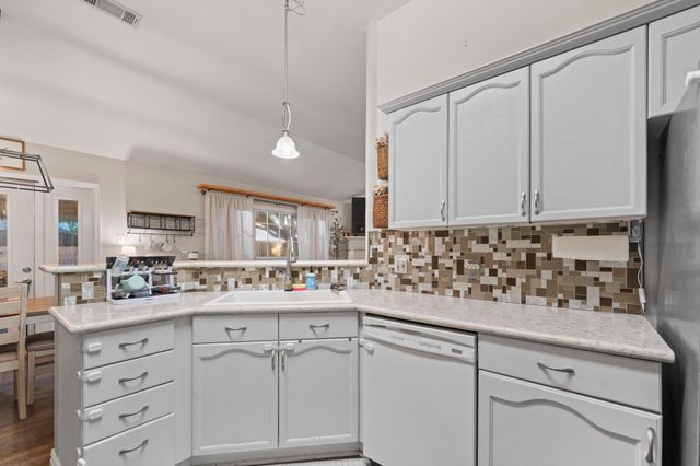 4804 Barberry Drive, Fort Worth, TX 76133