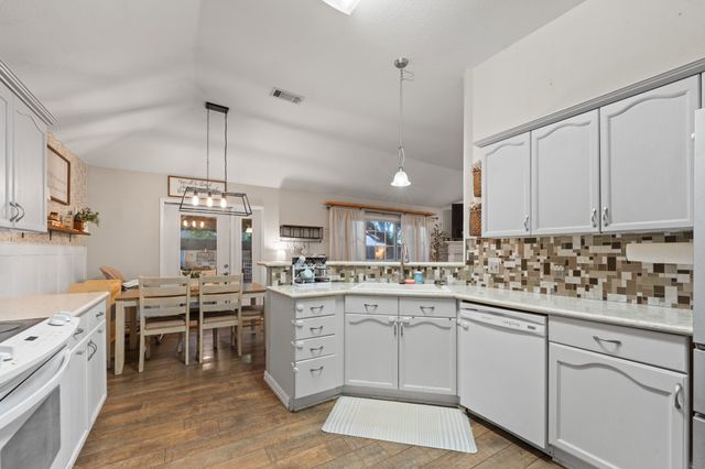 4804 Barberry Drive, Fort Worth, TX 76133