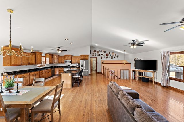 3289 W 1100 N, Wheatfield, IN 46392