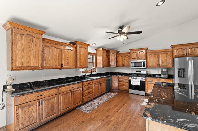 3289 W 1100 N, Wheatfield, IN 46392