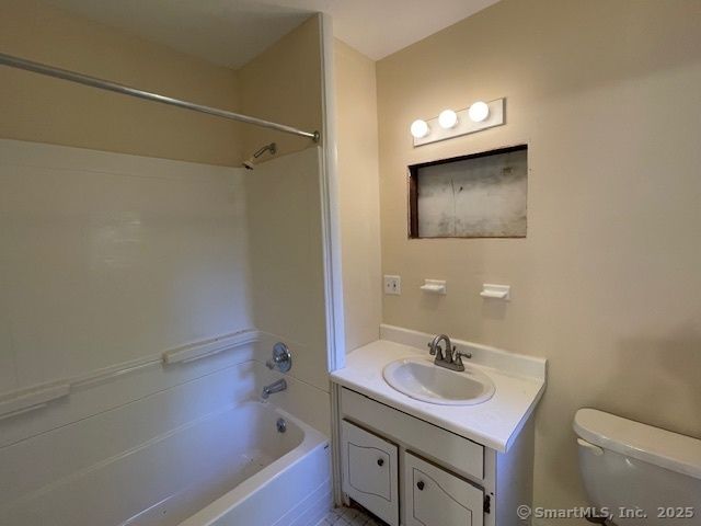 35 Whippoorwill Drive, Milford, CT 06460