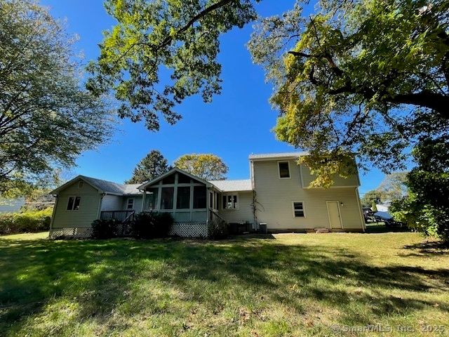 35 Whippoorwill Drive, Milford, CT 06460